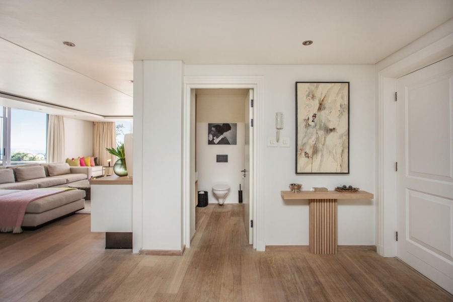 2 Bedroom Property for Sale in Green Point Western Cape